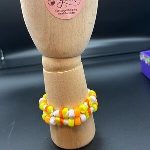 Candy corn beaded bracelet